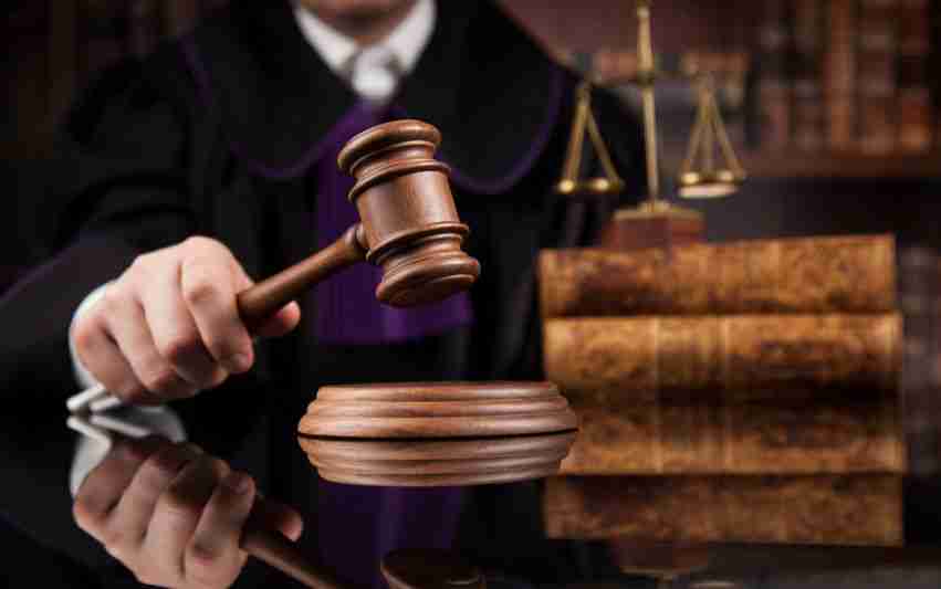Judicial gavel