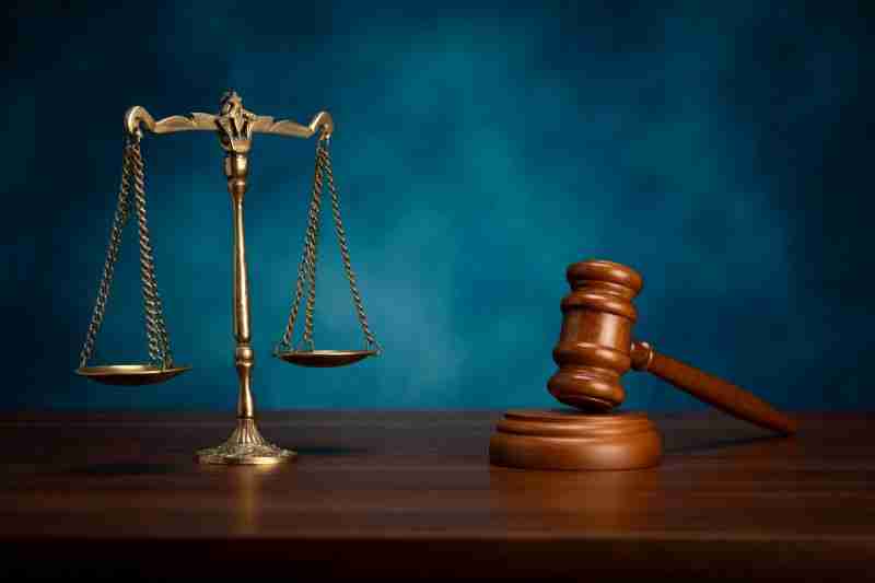 judicial gavel and justice scale