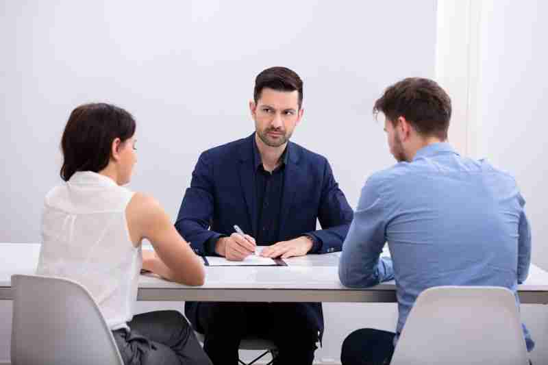 couple in mediation